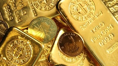 Gold is behaving like an elastic band that’s been pulled too far and is now snapping back hard. (Unsplash) Gold is behaving like an elastic band that’s been pulled too far and is now snapping back hard. (Unsplash)
