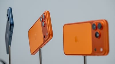 iPhone Fold is likely to power a similar chip as the iPhone 18 Pro Max. (Bloomberg)