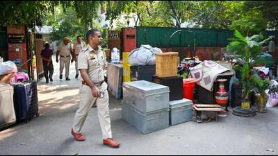 Udit Raj’s residence at Pandara Park vacated by the Estate office and CPWD personnel on Friday. (Vipin Kumar/HT Photo) Udit Raj’s residence at Pandara Park vacated by the Estate office and CPWD personnel on Friday. (Vipin Kumar/HT Photo)