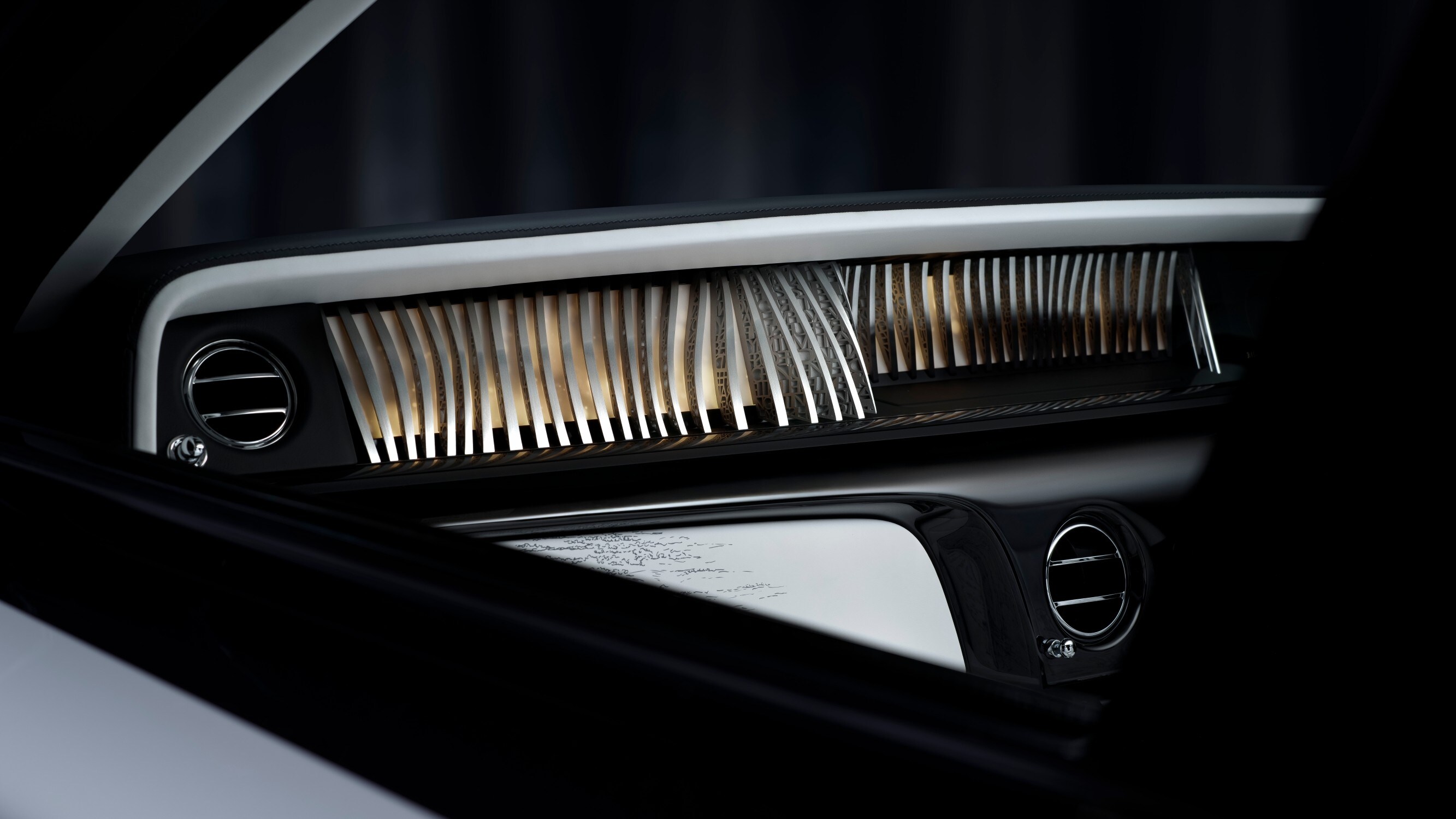 The Phantom Centenary's cabin presents a structural centrepiece called the Anthropology Gallery, made of 50 3D-printed brushed aluminium fins The Phantom Centenary's cabin presents a structural centrepiece called the Anthropology Gallery, made of 50 3D-printed brushed aluminium fins