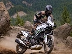 Kawasaki KLE 500 SE comes with few accessories as standard over the regular model.