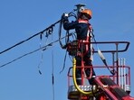 Around 9,000 customers in Jefferson Parish lost power on Friday evening, and the cause remains unknown.