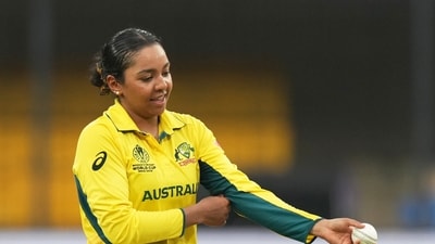 Alana King took a record 7-18 as Australia thrashed South Africa by seven wickets. (AP)