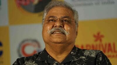 MUMBAI, INDIA - September 29, 2018: TV and Film actor Satish Shah at Special screening Jaane bhi Do Yaro at Deepak Talkies, Lower Parel in Mumbai on 29th Sep 2018, India (Freelance photo by Prodip Guha) (HT PHOTO) MUMBAI, INDIA - September 29, 2018: TV and Film actor Satish Shah at Special screening Jaane bhi Do Yaro at Deepak Talkies, Lower Parel in Mumbai on 29th Sep 2018, India (Freelance photo by Prodip Guha) (HT PHOTO)