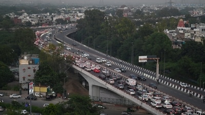 PWD begins feasibility studies for three new flyovers in West, Northwest Delhi (Representative image/HT Photo) PWD begins feasibility studies for three new flyovers in West, Northwest Delhi (Representative image/HT Photo)
