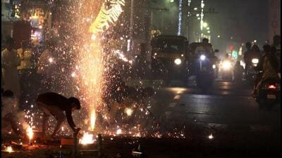 While Pune recorded ‘moderate’ air quality levels during Diwali, environmental experts have raised concerns over the reliability and completeness of data. ((PIC FOR REPRESENTATION)) While Pune recorded ‘moderate’ air quality levels during Diwali, environmental experts have raised concerns over the reliability and completeness of data. ((PIC FOR REPRESENTATION))