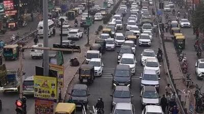 Zirakpur ring road will help decongest Chandigarh roads by providing an alternative route for Shimla-bound traffic from Ambala. (HT File) Zirakpur ring road will help decongest Chandigarh roads by providing an alternative route for Shimla-bound traffic from Ambala. (HT File)