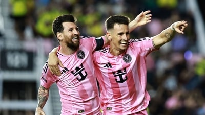 Tadeo Allende #21 of Inter Miami CF celebrates after scoring the team's second goal with teammate Lionel Messi #10 (Getty Images via AFP) Tadeo Allende #21 of Inter Miami CF celebrates after scoring the team's second goal with teammate Lionel Messi #10 (Getty Images via AFP)