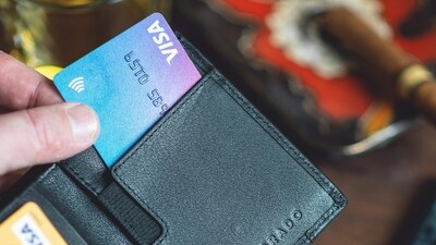 Immigrants with Green card status are permitted to live, work, and travel around the United States with full legality. (Pexel) Immigrants with Green card status are permitted to live, work, and travel around the United States with full legality. (Pexel)