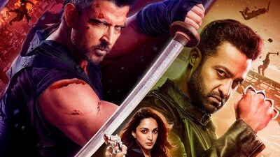 <p>వార్ 2 - హృతిక్ రోషన్, జూనియర్ ఎన్టీఆర్, కియారా అద్వానీ నటించిన 'వార్ 2' బాక్సాఫీస్ వద్ద పెద్దగా ప్రభావం చూపలేకపోయింది. కానీ నెట్ఫ్లిక్స్లో మాత్రం నంబర్ 5 స్థానంలో కొనసాగుతోంది.</p> <p>వార్ 2 - హృతిక్ రోషన్, జూనియర్ ఎన్టీఆర్, కియారా అద్వానీ నటించిన 'వార్ 2' బాక్సాఫీస్ వద్ద పెద్దగా ప్రభావం చూపలేకపోయింది. కానీ నెట్ఫ్లిక్స్లో మాత్రం నంబర్ 5 స్థానంలో కొనసాగుతోంది.</p>
