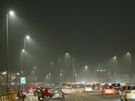 Forecasts show the AQI is likely to stay “very poor” on Monday too, before possibly improving again as wind speed may marginally increase. (Sanjeev Verma/HT) Forecasts show the AQI is likely to stay “very poor” on Monday too, before possibly improving again as wind speed may marginally increase. (Sanjeev Verma/HT)