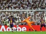 Real Madrid vs Barcelona Highlights El Clasico: Real Madrid's Jude Bellingham scores their second goal.