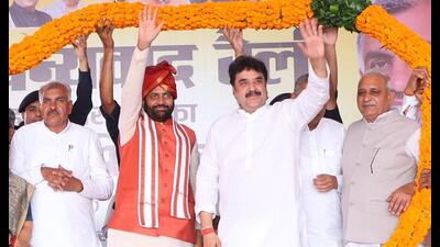 Haryana CM Nayab Singh Saini with BJP leaders during an event in Nalwa assembly constituency in Hisar on Sunday. (ANI) Haryana CM Nayab Singh Saini with BJP leaders during an event in Nalwa assembly constituency in Hisar on Sunday. (ANI)