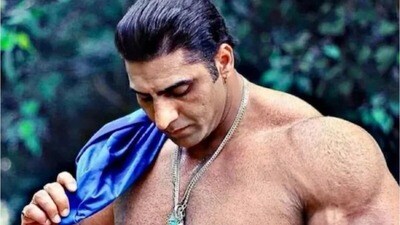 অভিনেতা এবং বডি বিল্ডার ভারিন্দর সিং ৯ অক্টোবর ২০২৫ সালে মারা যান। অভিনেতা এবং বডি বিল্ডার ভারিন্দর সিং ৯ অক্টোবর ২০২৫ সালে মারা যান।