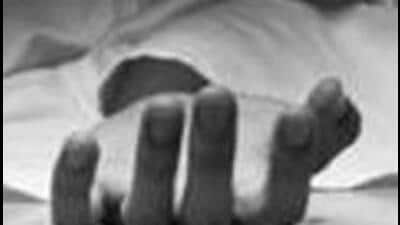 Two men held for stabbing cab driver to death in south Delhi Two men held for stabbing cab driver to death in south Delhi