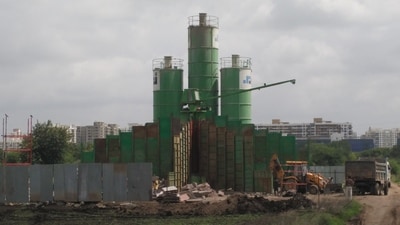 All existing and new RMC units must be covered from all sides with tin sheets or similar materials. (HT)