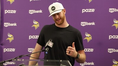 Minnesota Vikings quarterback Carson Wentz answers questions after the game against the Los Angeles Chargers (AP) Minnesota Vikings quarterback Carson Wentz answers questions after the game against the Los Angeles Chargers (AP)