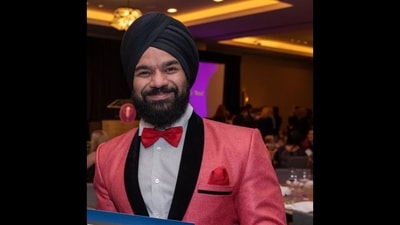 Money Singh moved from Punjab to San Francisco in 2006 at the age of 19. (dandiesbarber.com) Money Singh moved from Punjab to San Francisco in 2006 at the age of 19. (dandiesbarber.com)