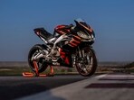 The Aprilia RS 457 comes with a 457 cc parallel-twin motor with a meaty exhaust