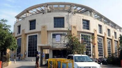 MCG commissioner Pradeep Dahiya said that strict action will be taken against anyone found compromising the city’s sanitation. MCG commissioner Pradeep Dahiya said that strict action will be taken against anyone found compromising the city’s sanitation.