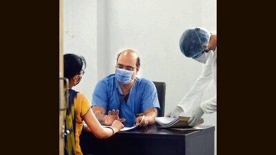 SC criticised the Centre’s stand that the benefit was only for doctors formally requisitioned by state or central authorities. (HT PHOTO) SC criticised the Centre’s stand that the benefit was only for doctors formally requisitioned by state or central authorities. (HT PHOTO)