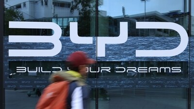 New-car registrations for BYD models, a reflection of sales, almost quintupled on year to 24,963 vehicles in Europe last month, said the European Automobile Manufacturers’ Association. New-car registrations for BYD models, a reflection of sales, almost quintupled on year to 24,963 vehicles in Europe last month, said the European Automobile Manufacturers’ Association.