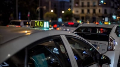 A Hyderabad man posted on reddit that taxi drivers asked huge sums for airport travel. (Representational image/Unsplash) A Hyderabad man posted on reddit that taxi drivers asked huge sums for airport travel. (Representational image/Unsplash)