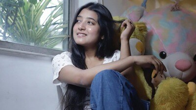 বর্তমানে জোয়ার ভাঁটা ধারাবাহিকে দেখা যাচ্ছে আরাত্রিকা মাইতিকে। বর্তমানে জোয়ার ভাঁটা ধারাবাহিকে দেখা যাচ্ছে আরাত্রিকা মাইতিকে।