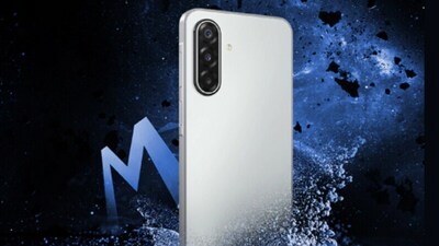 If implemented, even a modest price increase could affect Samsung’s competitive edge in the mid-tier smartphone market. (Samsung) If implemented, even a modest price increase could affect Samsung’s competitive edge in the mid-tier smartphone market. (Samsung)