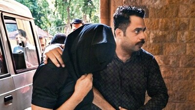 The fake BARC scientist, Akthar Qutubuddin Hussaini alias Alexander Palmer, was produced before court. (Raju Shinde/ HT Photo) The fake BARC scientist, Akthar Qutubuddin Hussaini alias Alexander Palmer, was produced before court. (Raju Shinde/ HT Photo)