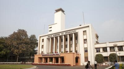 The main building of the Indian Institute of Technology in Kharagpur, West Bengal. (Bloomberg via Getty File Images) The main building of the Indian Institute of Technology in Kharagpur, West Bengal. (Bloomberg via Getty File Images)