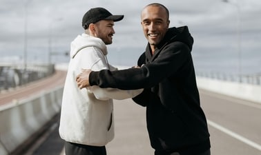 Classy hoodies for men: Most popular everyday picks to stay snug and stylish (Pexels) Classy hoodies for men: Most popular everyday picks to stay snug and stylish (Pexels)