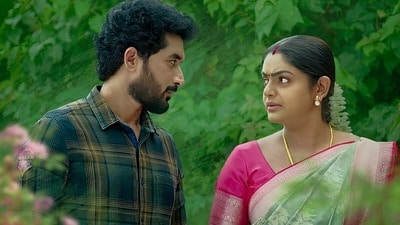 తెలుగులో నంబర్ వన్ సీరియల్.. 500 ఎపిసోడ్లు పూర్తి చేసుకున్న కార్తీక దీపం.. స్టార్ మా స్పెషల్ పోస్టర్ తెలుగులో నంబర్ వన్ సీరియల్.. 500 ఎపిసోడ్లు పూర్తి చేసుకున్న కార్తీక దీపం.. స్టార్ మా స్పెషల్ పోస్టర్