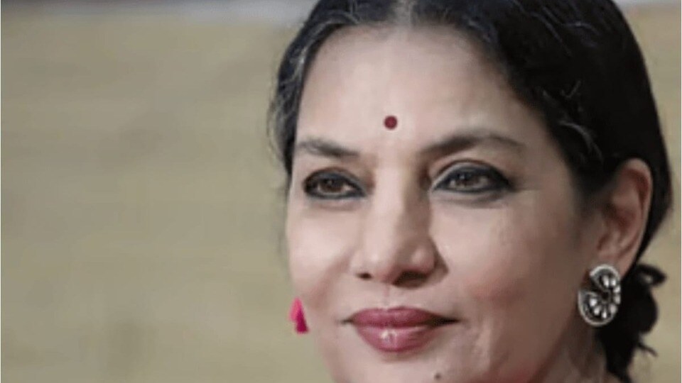 <p>ఆ తర్వాత ఆమె మొత్తంగా 5 జాతీయ అవార్డులను గెలుచుకుంది. కెరీర్ మొత్తం అద్భుతమైన నటనతో ఆకట్టుకుంది.</p>(instagram)