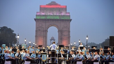 Gram it: The Indian Air Force (IAF) band along with the Mountain Band of the German Armed Forces, delivered a joint performance in Delhi, on Wednesday. Celebrating Indo-German ties, this evening at Kartavya Path saw 48 musicians from IAF and 51 musicians from Germany came together to blend the soulful notes of flute, tabla, and classical violin with the rich heritage of Bavarian marches, folk tunes, and symphonic compositions. (Photo: Jitender Gupta/ANI)