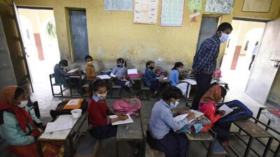 In contrast, Sanskriti Model Schools, which are government-run-English-medium schools, are equipped with smart classrooms for primary students. (HT) In contrast, Sanskriti Model Schools, which are government-run-English-medium schools, are equipped with smart classrooms for primary students. (HT)