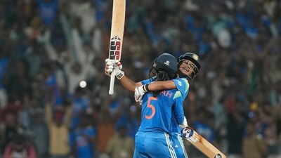 Amanjot Kaur struck the winning runs for India, sending the entire stadium into raptures as both batters in the middle celebrated passionately, soaking in the electric atmosphere of the historic moment. (AP) Amanjot Kaur struck the winning runs for India, sending the entire stadium into raptures as both batters in the middle celebrated passionately, soaking in the electric atmosphere of the historic moment. (AP)