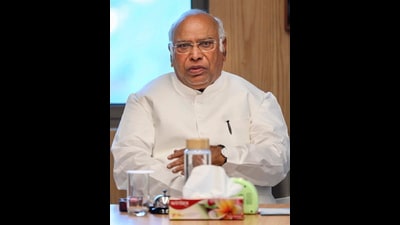 Mallikarjun Kharge (PTI) Mallikarjun Kharge (PTI)