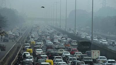 NHAI officials were told to plan diversions at critical points under construction on the expressway. (HT) NHAI officials were told to plan diversions at critical points under construction on the expressway. (HT)
