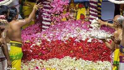సప్తవర్ణ శోభితం శ్రీవారి పుష్పయాగం సప్తవర్ణ శోభితం శ్రీవారి పుష్పయాగం