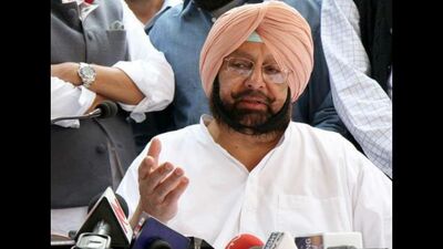 Two-time chief minister Capt Amarinder Singh on Thursday participated in two political programmes of the Bharatiya Janata Party (BJP) here after a hiatus of months of active political life due to his medical needs. He had been keeping a low profile after undergoing a spinal surgery in 2022. (HT File)