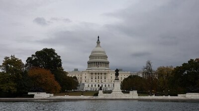 The nonpartisan Congressional Budget Office estimates the shutdown could cost the economy up to $14 billion. (Reuters)