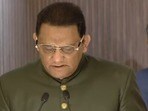  మంత్రిగా అజారుద్దీన్ ప్రమాణస్వీకారం