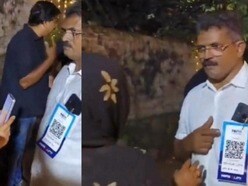 পোশাকের উপর QR Code নিয়ে ঘুরছেন কনের বাবা