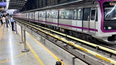 Man alerts Bengaluru Metro commuters about woman passenger on Whitefield Route who 'intentionally' engages in fights daily. (X/@bykarthikreddy) Man alerts Bengaluru Metro commuters about woman passenger on Whitefield Route who 'intentionally' engages in fights daily. (X/@bykarthikreddy)