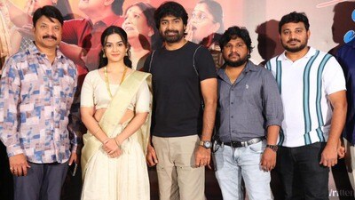 నేను ఎదవ క్యారెక్టర్ చేశాను, ఇది ఒక తండ్రికొడుకు, కూతుర్ల కథ.. హీరో, డైరెక్టర్ త్రినాధ్ కటారి కామెంట్స్ నేను ఎదవ క్యారెక్టర్ చేశాను, ఇది ఒక తండ్రికొడుకు, కూతుర్ల కథ.. హీరో, డైరెక్టర్ త్రినాధ్ కటారి కామెంట్స్