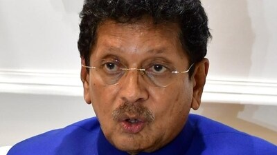 Deepak Kesarkar said he had given some money to Rohit Arya. (Bhushan Koyande/HT Photo)