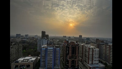 NeHowever, considering the high moisture content in the atmosphere, the IMD has cautioned that light to moderate rainfall with gusty winds may occur in isolated pockets over the next few days. (HT) NeHowever, considering the high moisture content in the atmosphere, the IMD has cautioned that light to moderate rainfall with gusty winds may occur in isolated pockets over the next few days. (HT)