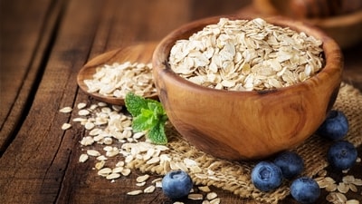 Here's why eating oats every day may not be good. (Adobe Stock) Here's why eating oats every day may not be good. (Adobe Stock)