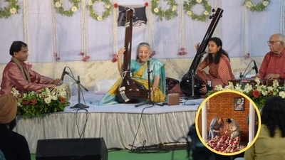 Hindustani classical singer Ashwini Bhide Deshpande paid a musical tribute to Begum Akhtar. She performed the Mallika-e-Ghazal's mazar in Lucknow (inset) (Photos: HT) Hindustani classical singer Ashwini Bhide Deshpande paid a musical tribute to Begum Akhtar. She performed the Mallika-e-Ghazal's mazar in Lucknow (inset) (Photos: HT)